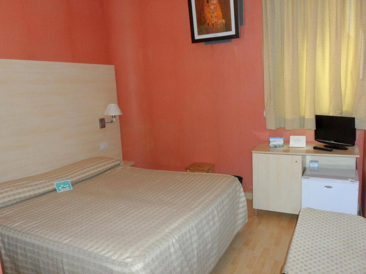 Hotel Diecimare Cava deʼ Tirreni Extérieur photo