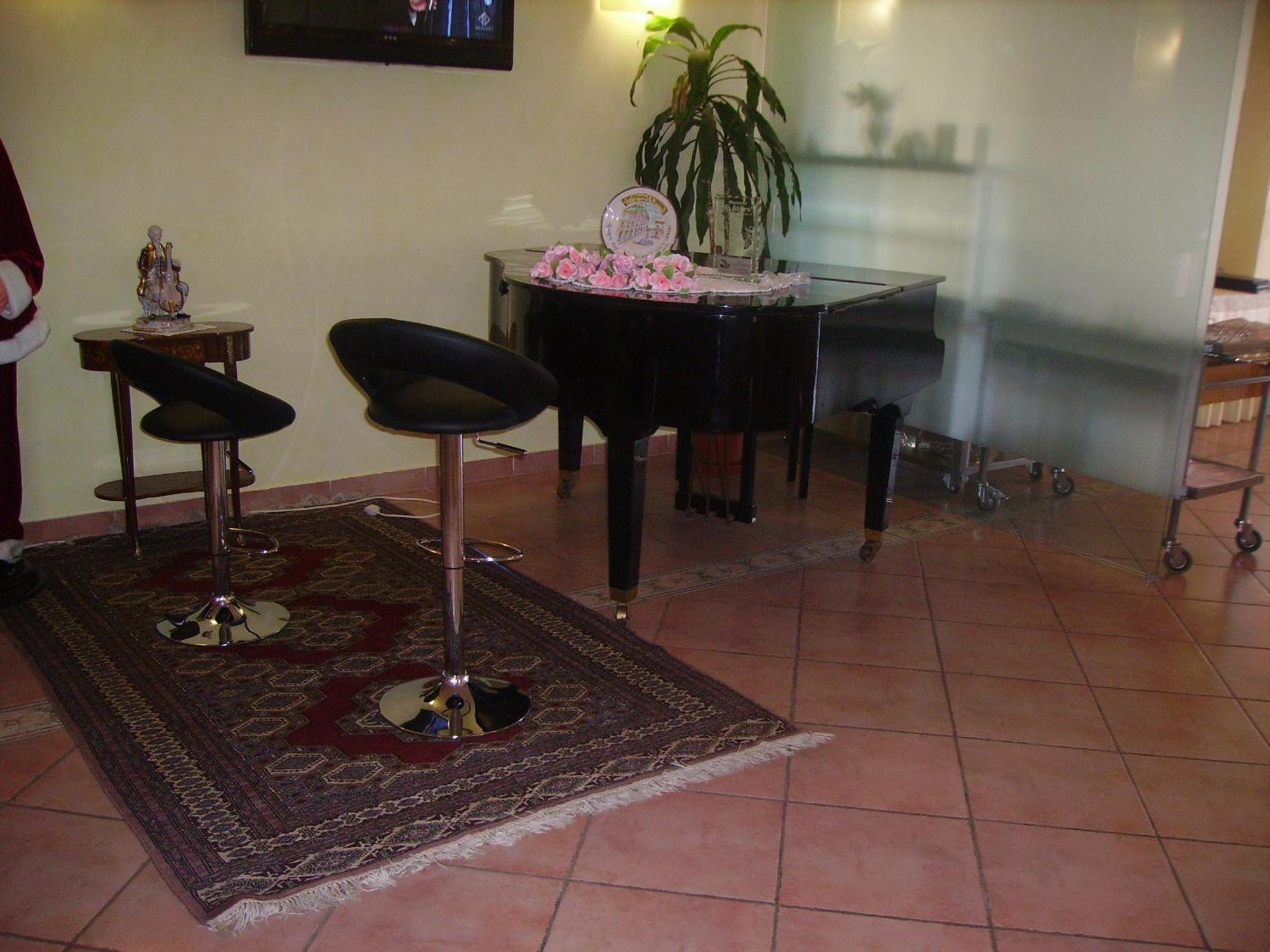Hotel Diecimare Cava deʼ Tirreni Extérieur photo