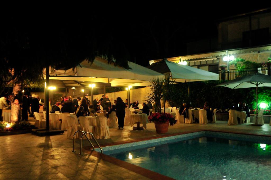 Hotel Diecimare Cava deʼ Tirreni Extérieur photo
